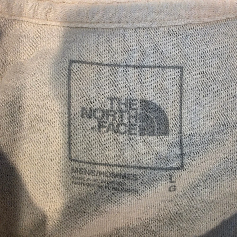 The North Face Mens Graphic Box Logo T-Shirt Cream Red Black Size Large L